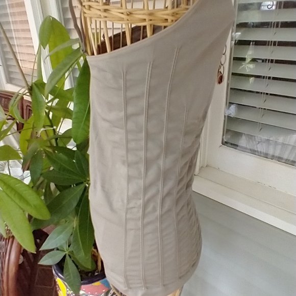 Tank Scrunch Cami top - Picture 4 of 8